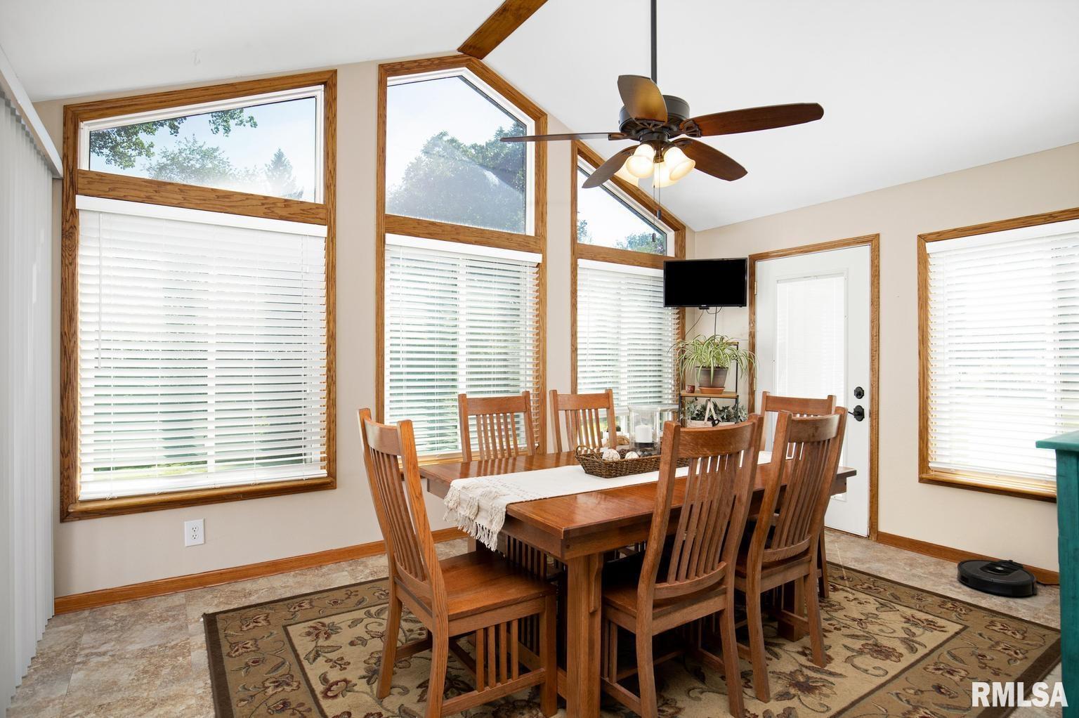 1104 Tottenham Court Washington, IL 61571 - Photo 16 of 46 Gallery Image 16
