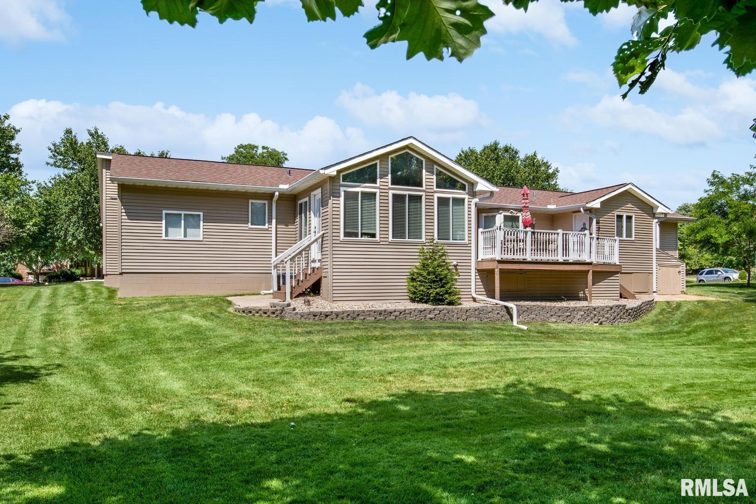 1104 Tottenham Court Washington, IL 61571 - Photo 39 of 46 Gallery Image 39