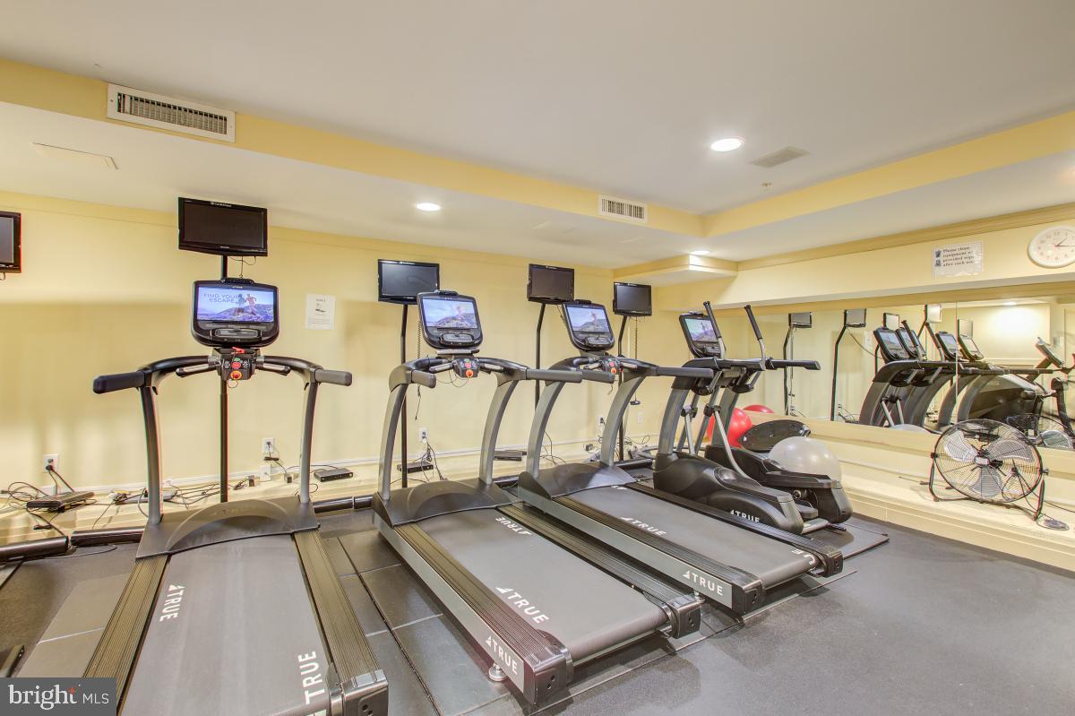 915 E Street Northwest, Unit 101 Washington, DC 20004 - Photo 28 of 34 a view of a room with gym equipment