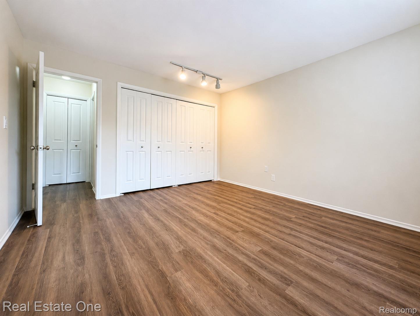 810 Plate Street, Unit 203 Rochester, MI 48307 - Photo 9 of 10 1000042928.jpg