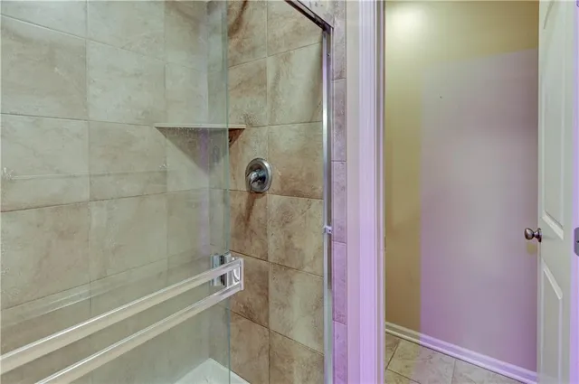 $389,900 | 820 Southwest 36 Street, Lee's Summit, MO 64082