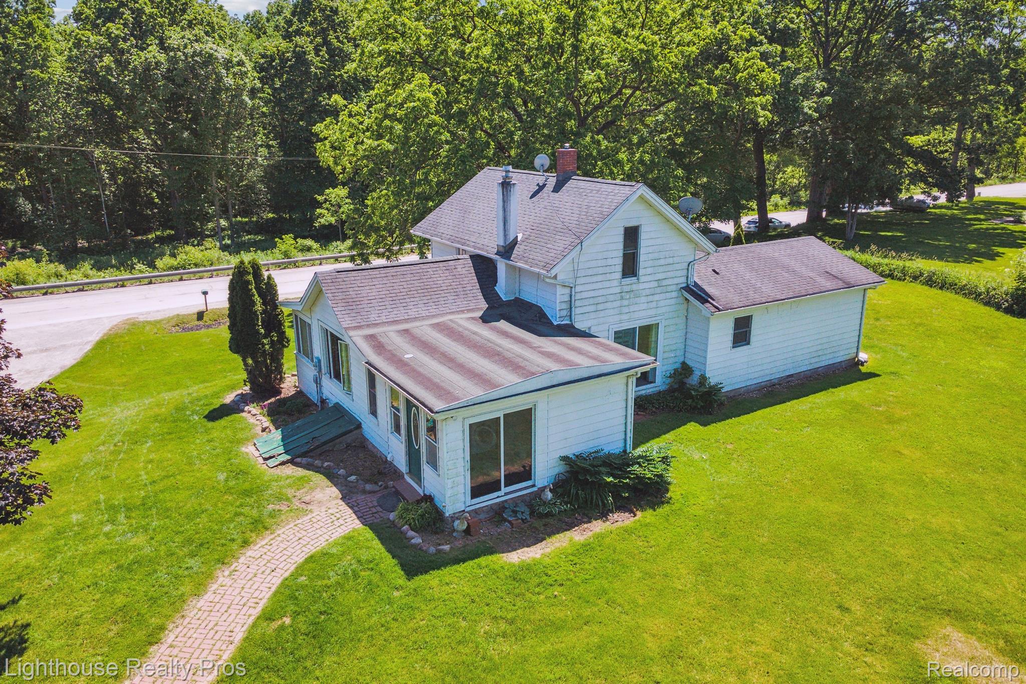 67640 West 8 Mile Road South Lyon, MI 48178 - Photo 44 of 46