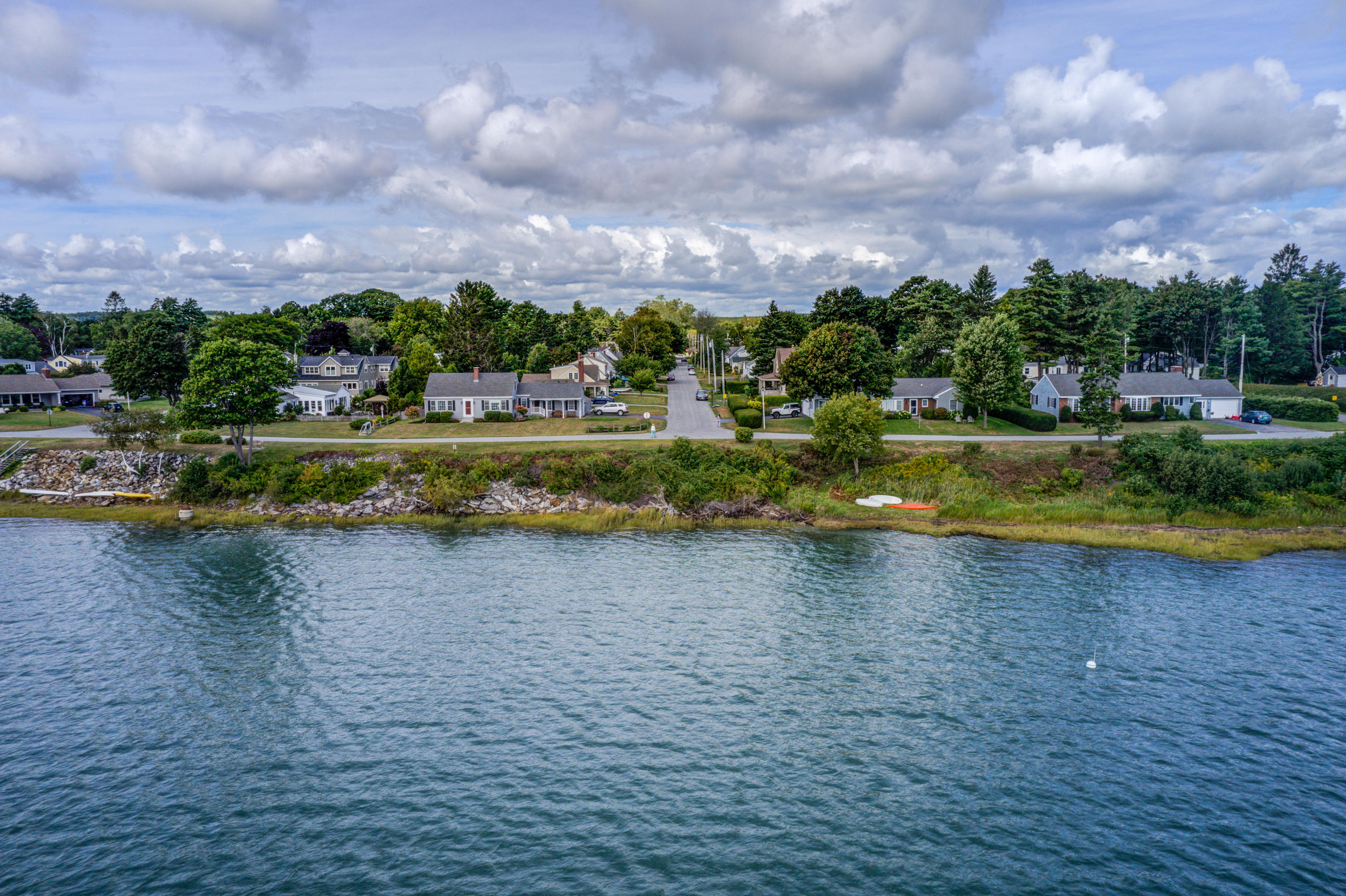 19 Phillips Road Falmouth, ME 04105 - Photo 42 of 43 Phillips Road aerial