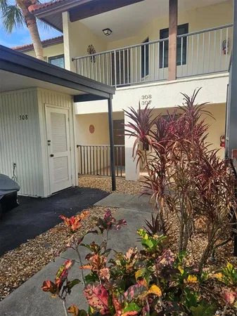 $3,900 | 307 Pine Hollow Circle, Unit 307, Englewood, FL 34223