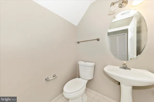 $2,449 | 13023 Bridger Drive, Unit 1414, Germantown, MD 20874