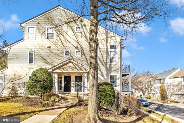 $2,449 | 13023 Bridger Drive, Unit 1414, Germantown, MD 20874