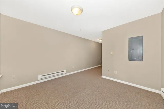 $2,449 | 13023 Bridger Drive, Unit 1414, Germantown, MD 20874