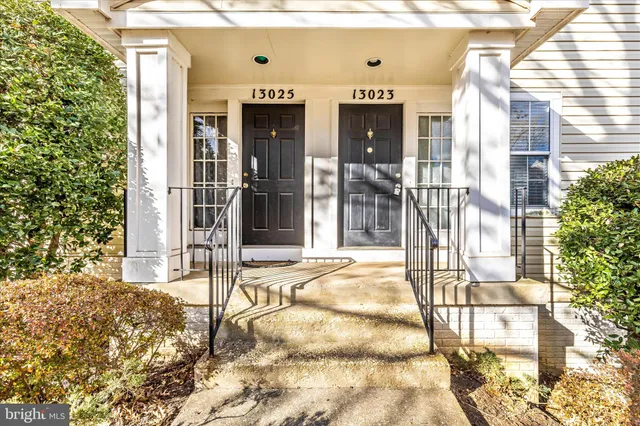 $2,449 | 13023 Bridger Drive, Unit 1414, Germantown, MD 20874