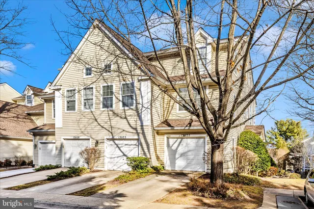 $2,449 | 13023 Bridger Drive, Unit 1414, Germantown, MD 20874