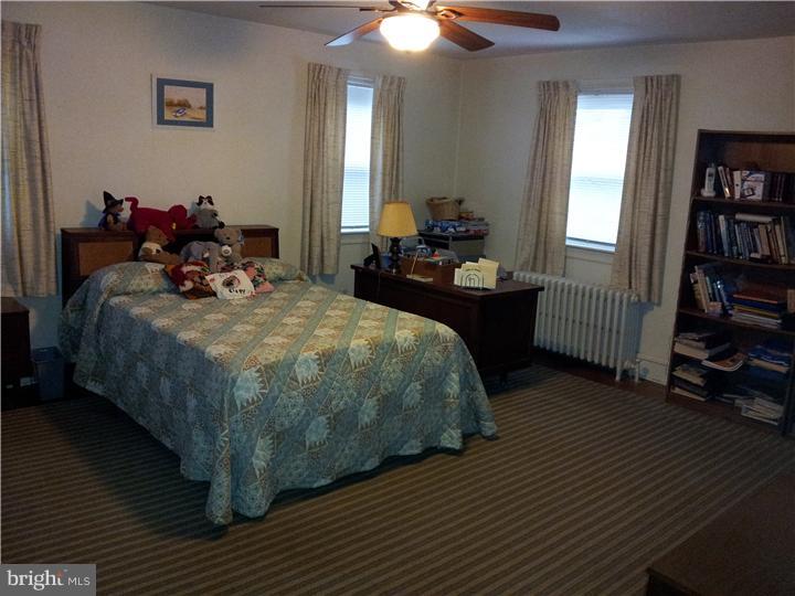 9 Baily Road Lansdowne, PA 19050 - Photo 7 of 12 Bedroom 2