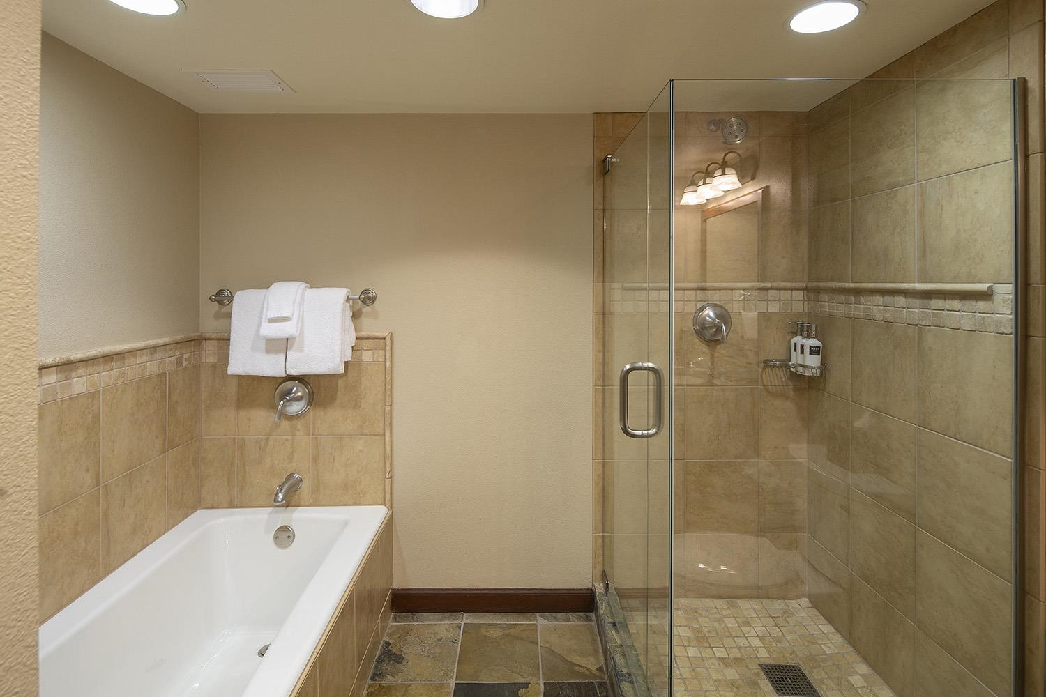 400 Resort Road, Unit 621623 Olympic Valley, CA 96146 - Photo 9 of 19 Gallery Image 9