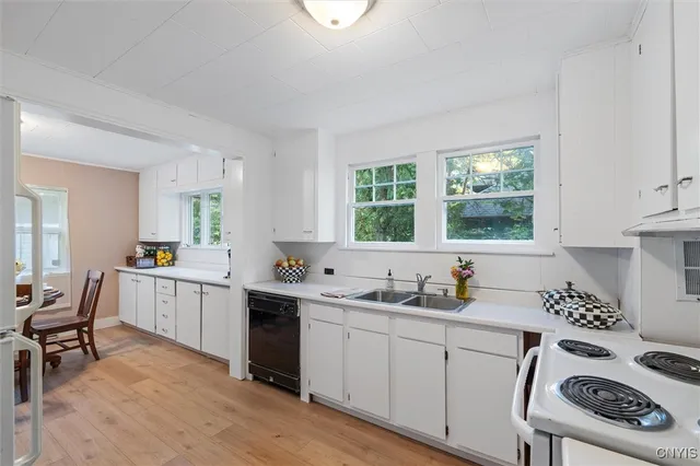 $299,000 | 308 Collin Avenue, Manlius, NY 13066