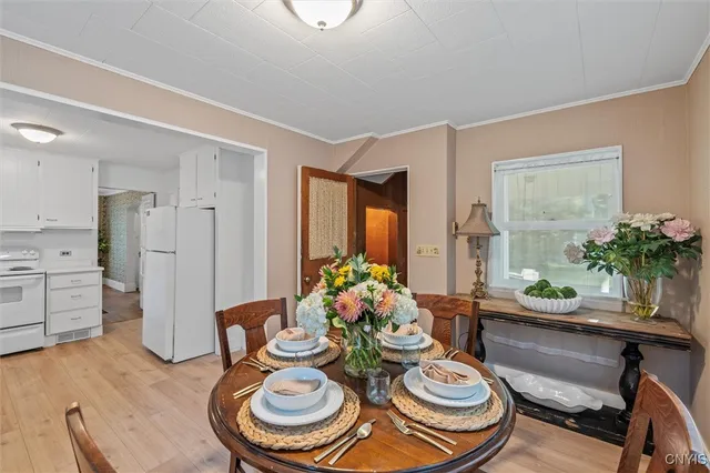 $299,000 | 308 Collin Avenue, Manlius, NY 13066