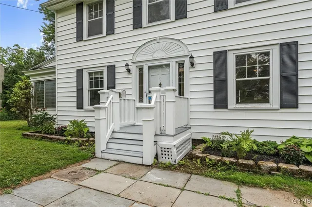 $299,000 | 308 Collin Avenue, Manlius, NY 13066