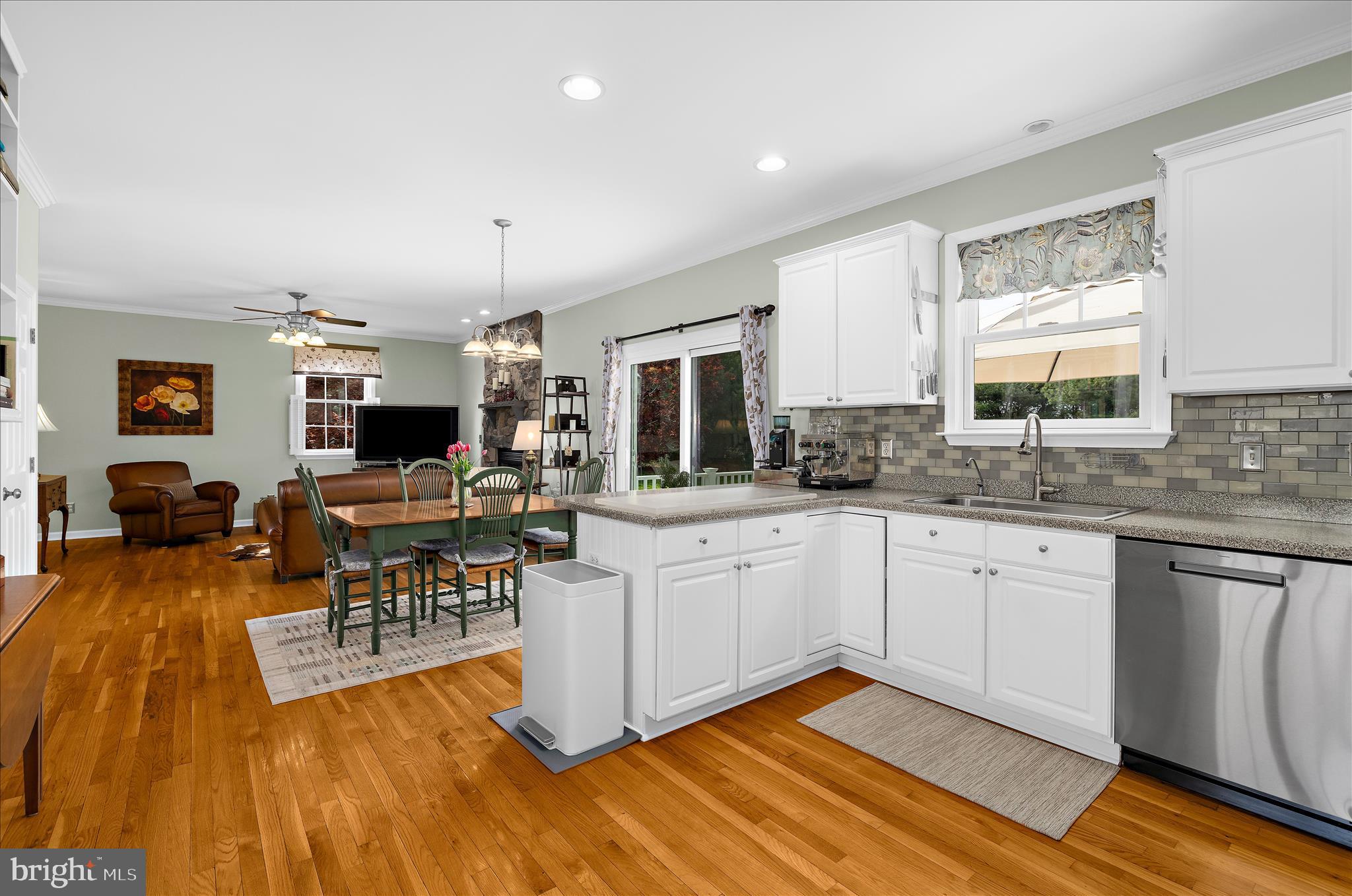 988 White Marsh Road Centreville, MD 21617 - Photo 16 of 96 Gourmet Kitchen