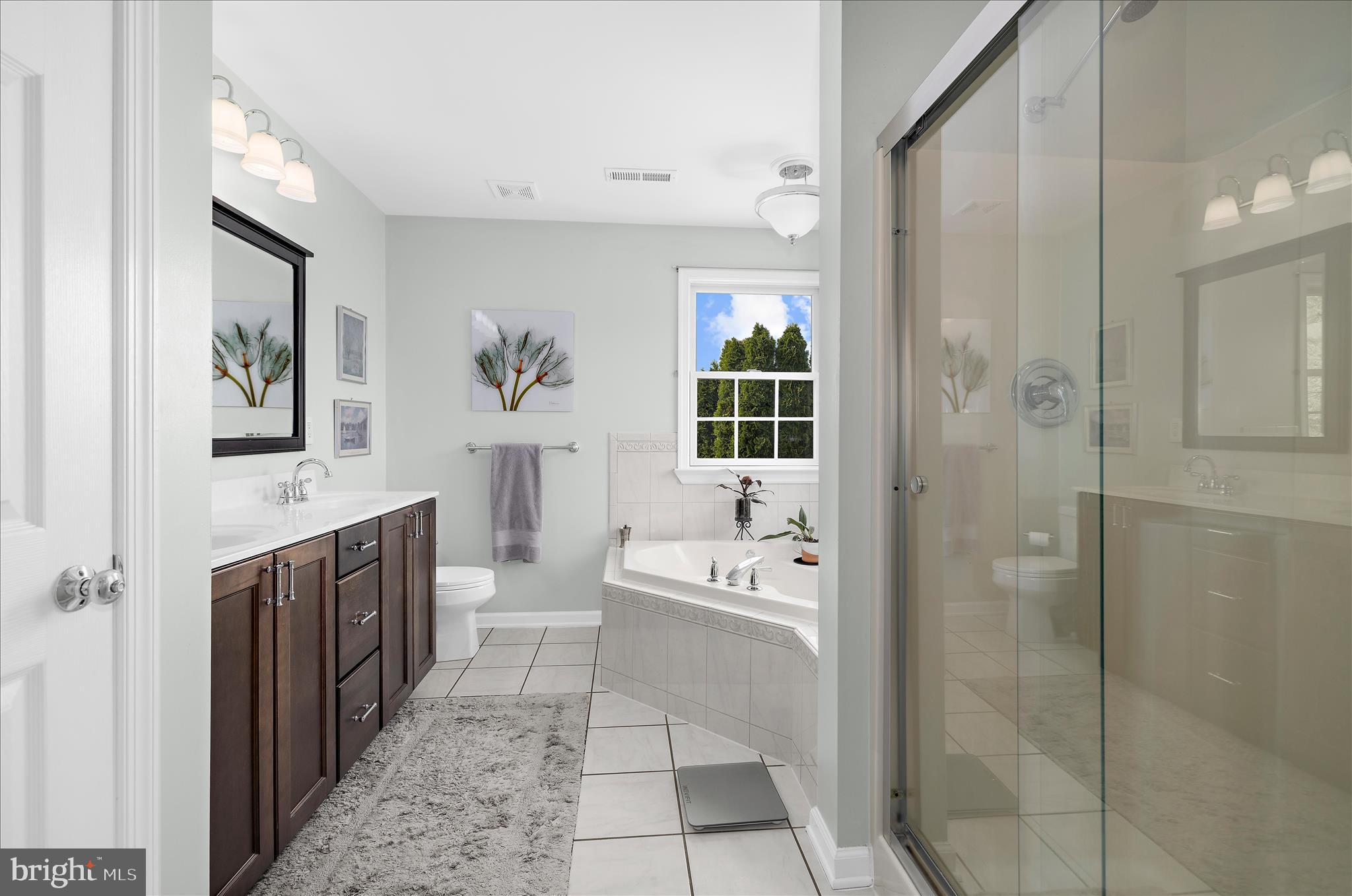 988 White Marsh Road Centreville, MD 21617 - Photo 38 of 96 Primary Bathroom