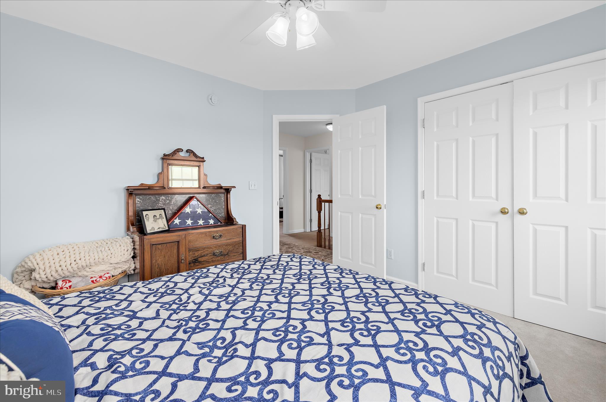 988 White Marsh Road Centreville, MD 21617 - Photo 45 of 96 a bedroom with a bed and a table