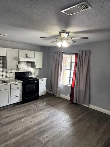 a view of a house with a outdoor space