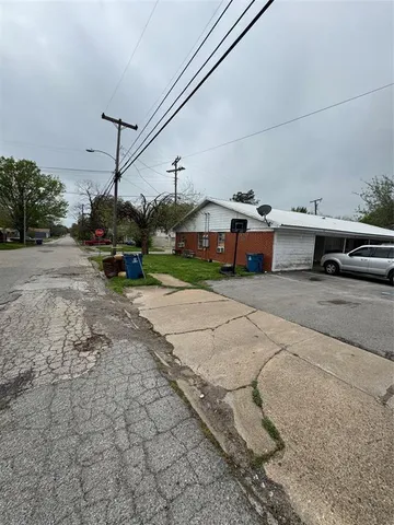 $700,000 | 301 West Chestnut Street, Unit 13, Kaufman, TX 75142