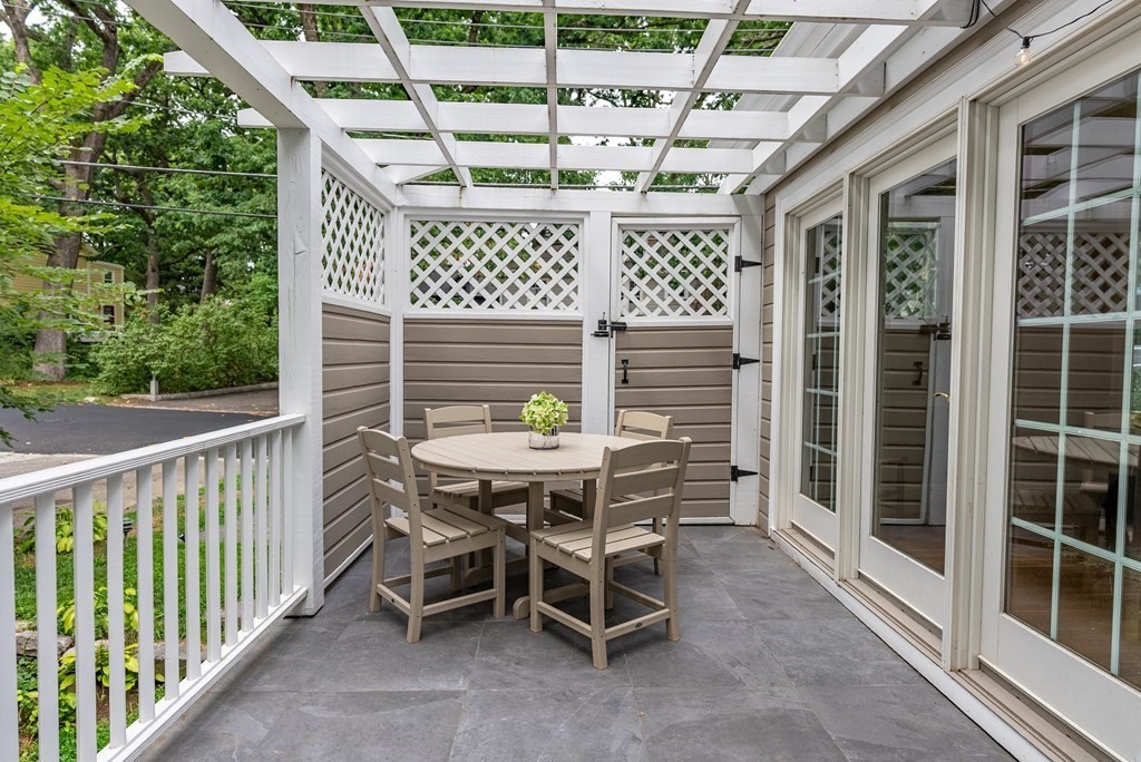 45 Howe Street Wellesley, MA 02482 - Photo 13 of 30