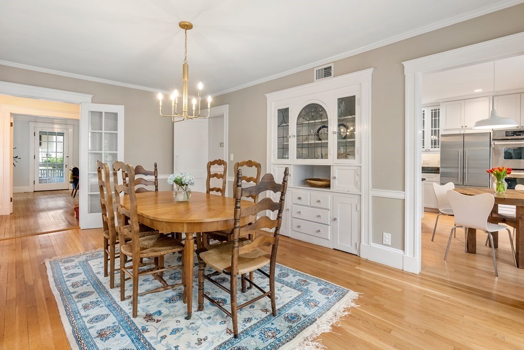 45 Howe Street Wellesley, MA 02482 - Photo 17 of 30