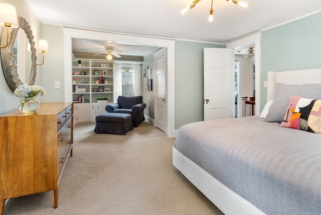 45 Howe Street Wellesley, MA 02482 - Photo 23 of 30