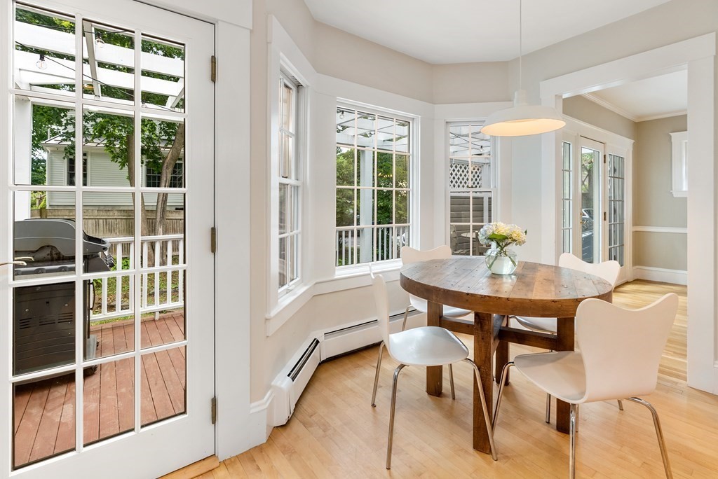 45 Howe Street Wellesley, MA 02482 - Photo 10 of 30