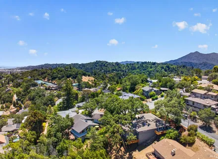 $1,577,000 | 32 Longwood Drive, San Rafael, CA 94901