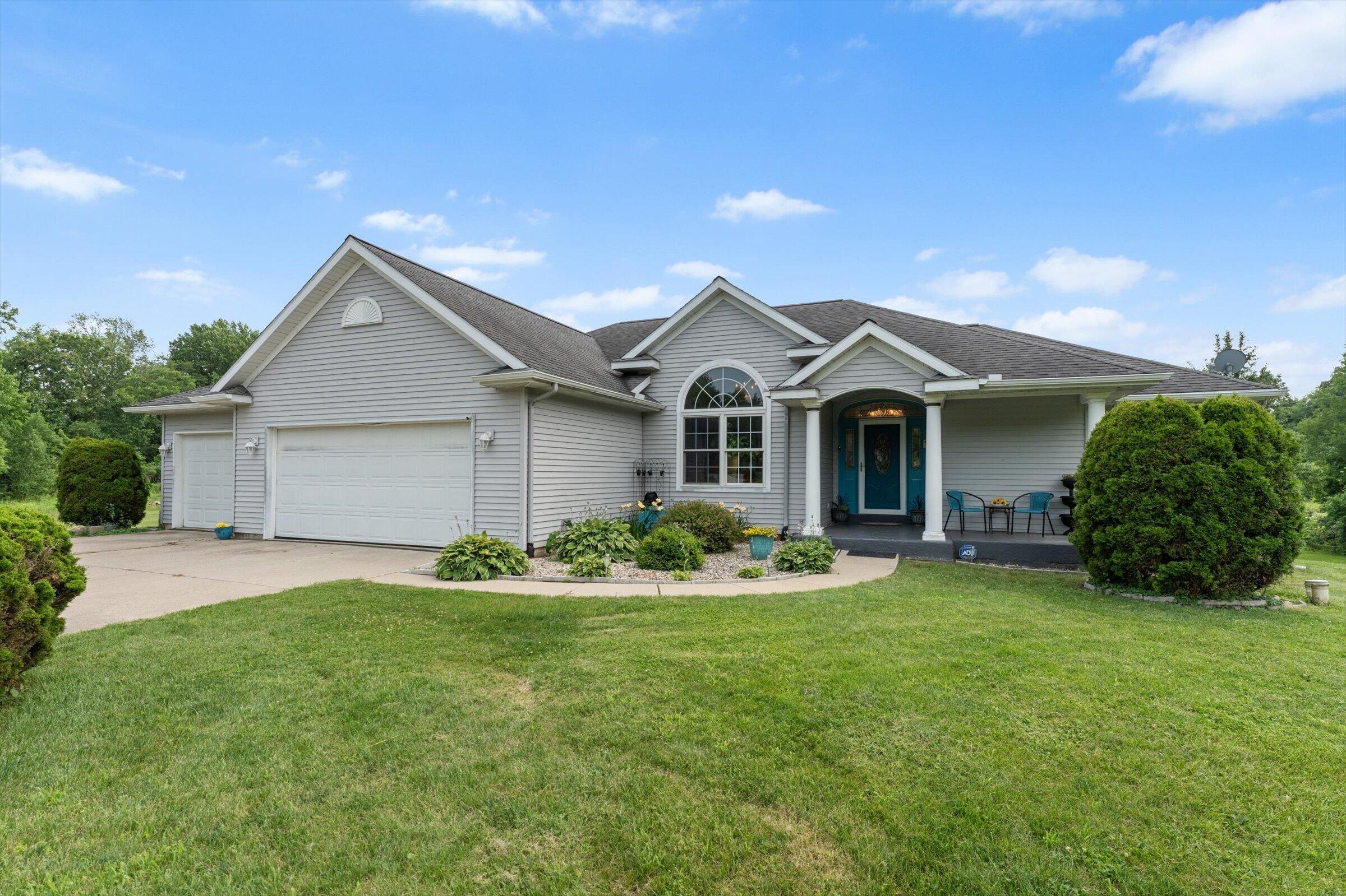 17883 Paradise Lake Road Vandalia, MI 49095 - Photo 2 of 52 02-a-086