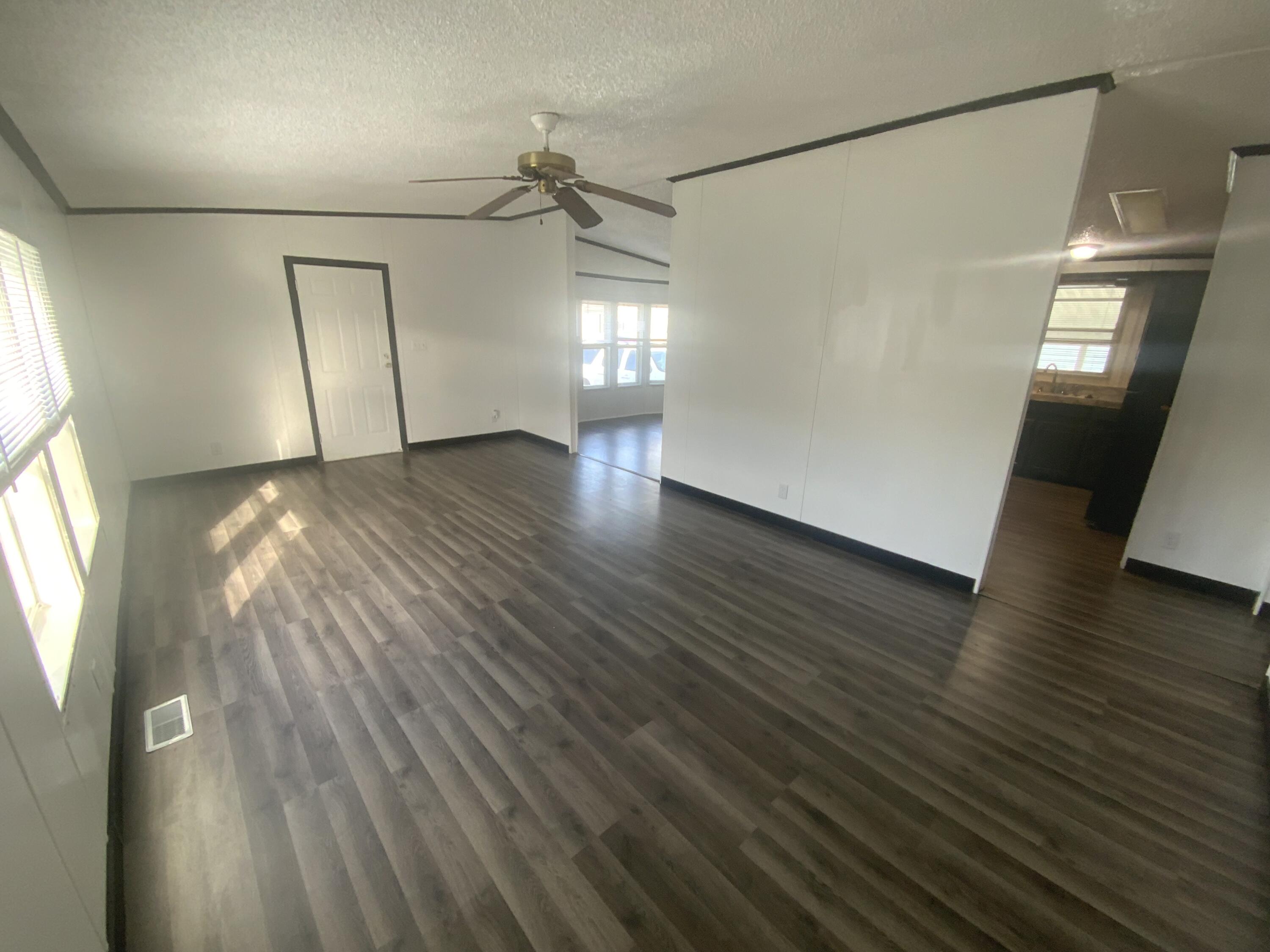 3291 Greystone Street Jackson, MI 49201 - Photo 9 of 14 IMG_1286