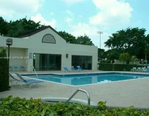 $171,000 | 211 Lake Pointe Drive, Unit 102, Oakland Park, FL 33309