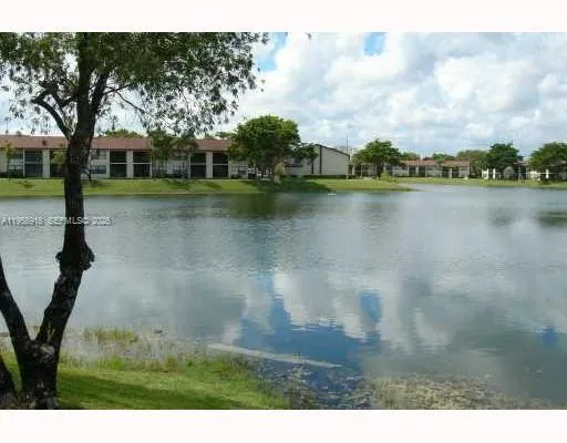 $171,000 | 211 Lake Pointe Drive, Unit 102, Oakland Park, FL 33309