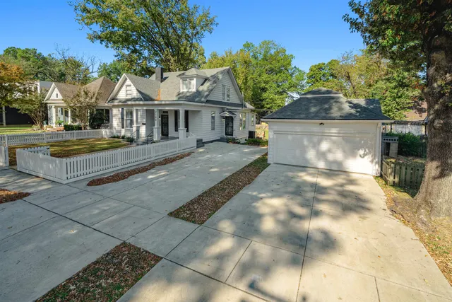 $349,900 | 2186 Monroe Avenue, Memphis, TN 38104
