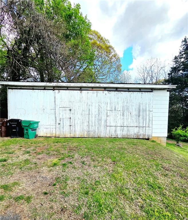 1808 Guyer Street High Point, NC 27265 - Photo 23 of 30