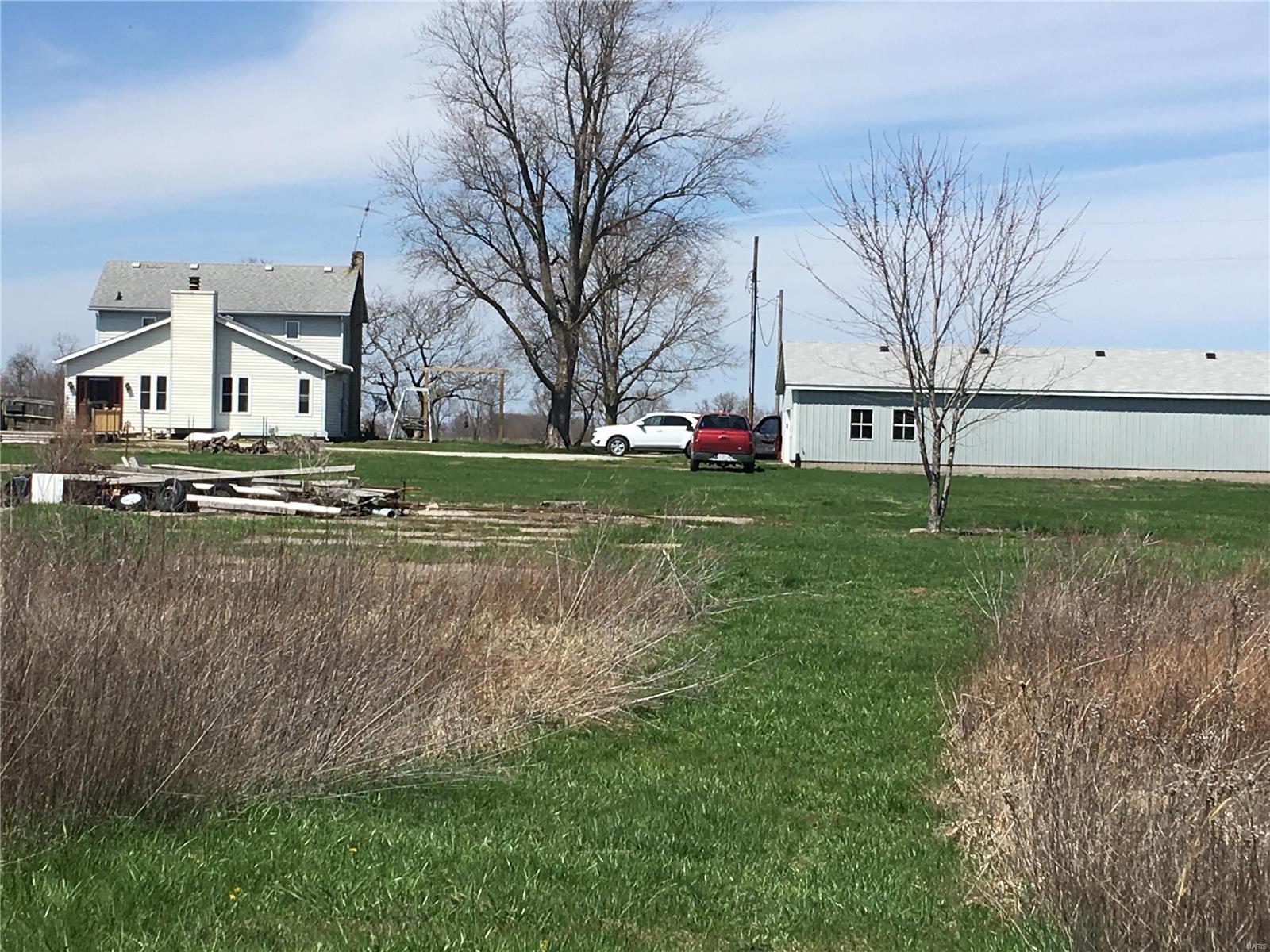 5697 Miles Station Road Bunker Hill, IL 62014 - Photo 12 of 54 Gallery Image 12