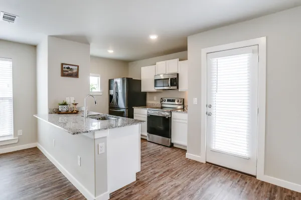 $165,000 | 412 East 30th Street, Wolfforth, TX 79382