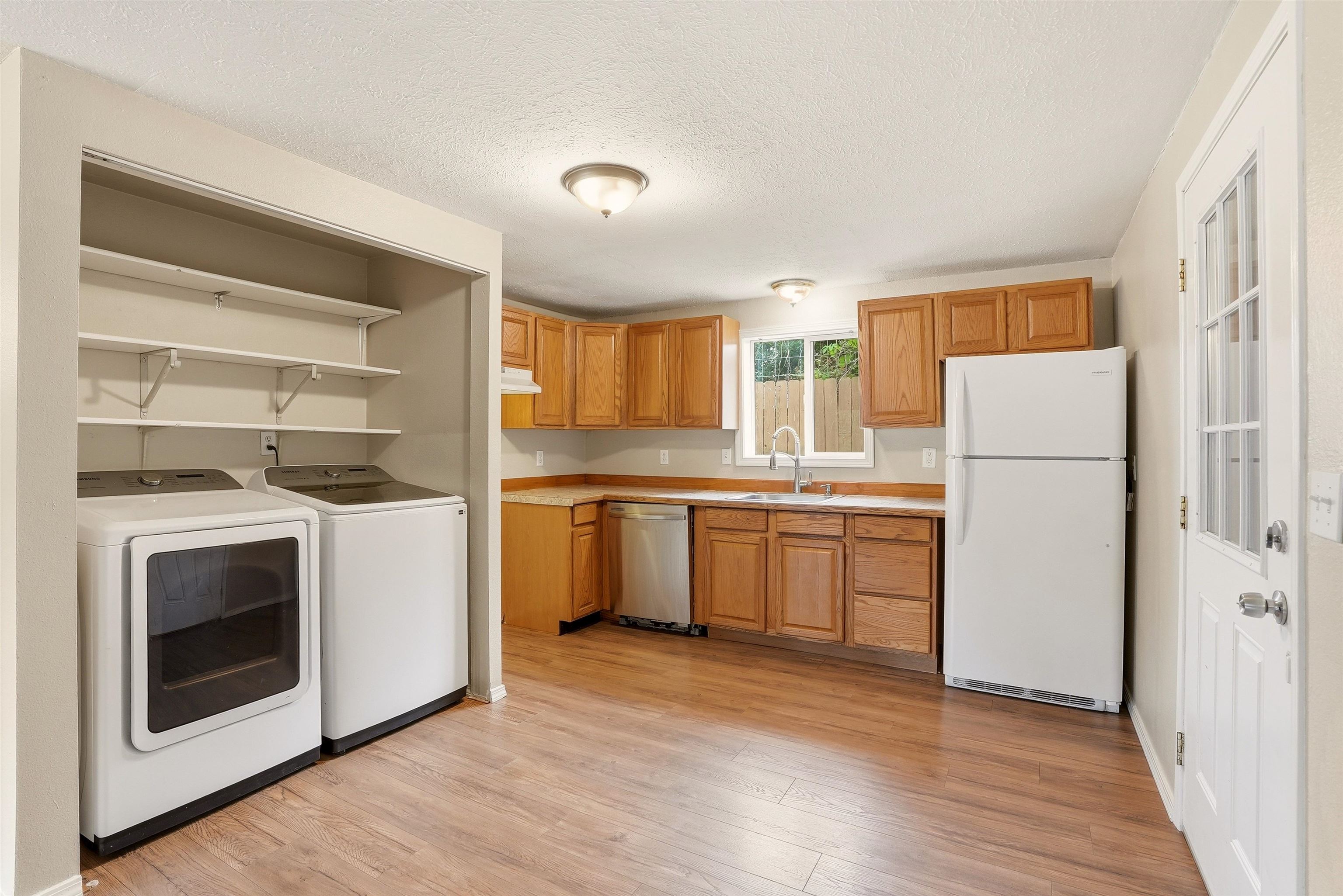 104-108 North Colville Road Deer Park, WA 99006 - Photo 8 of 47