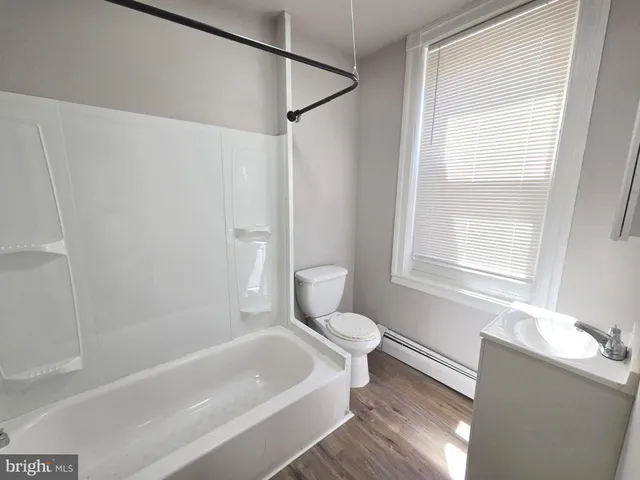 $950 | 509 East Washington Lane, Philadelphia, PA 19144