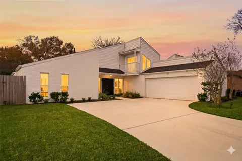 $499,000 | 13811 Menasco Court, Houston, TX 77077