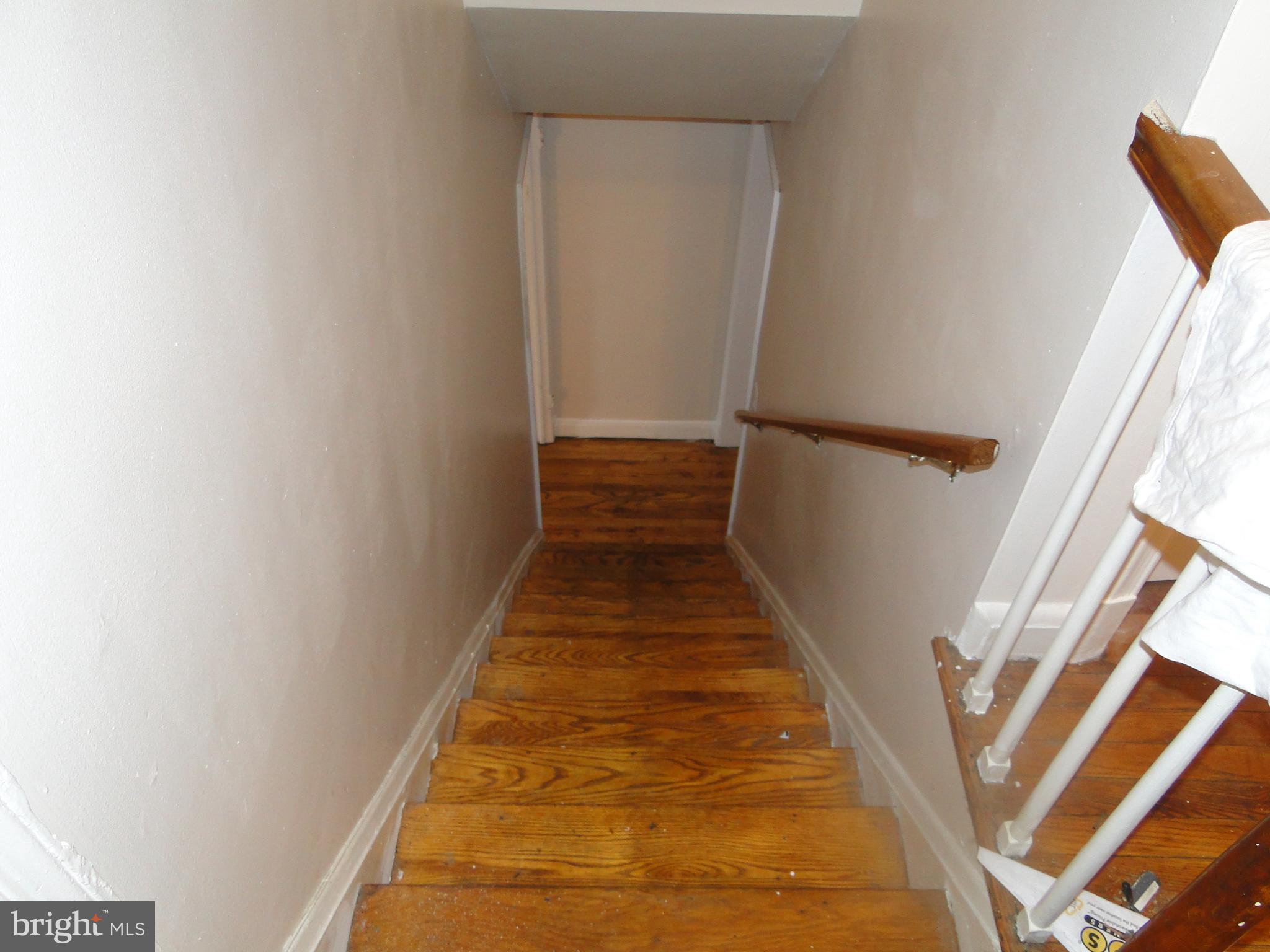 4451 Eldone Road Baltimore, MD 21229 - Photo 10 of 12
