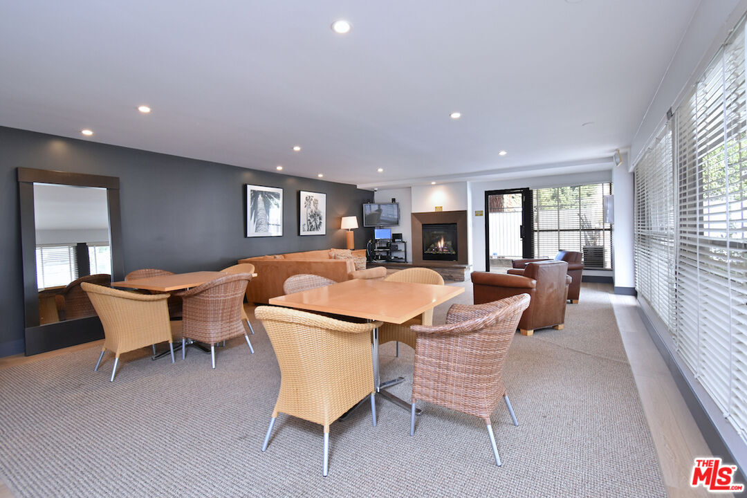 11640 Woodbridge Street, Unit 304 Studio City, CA 91604 - Photo 19 of 23