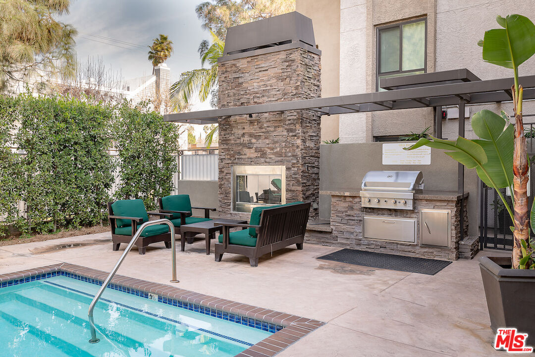 11640 Woodbridge Street, Unit 304 Studio City, CA 91604 - Photo 21 of 23