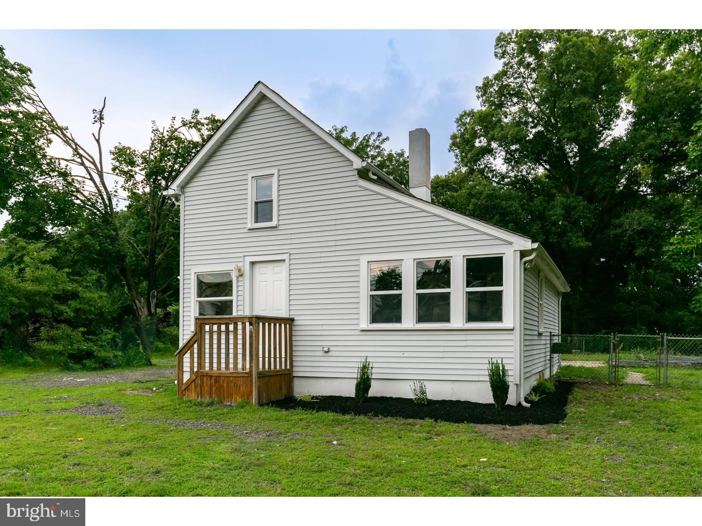 236 Jackson Road Atco, NJ 08053 - Photo 1 of 16 Gallery Image 1
