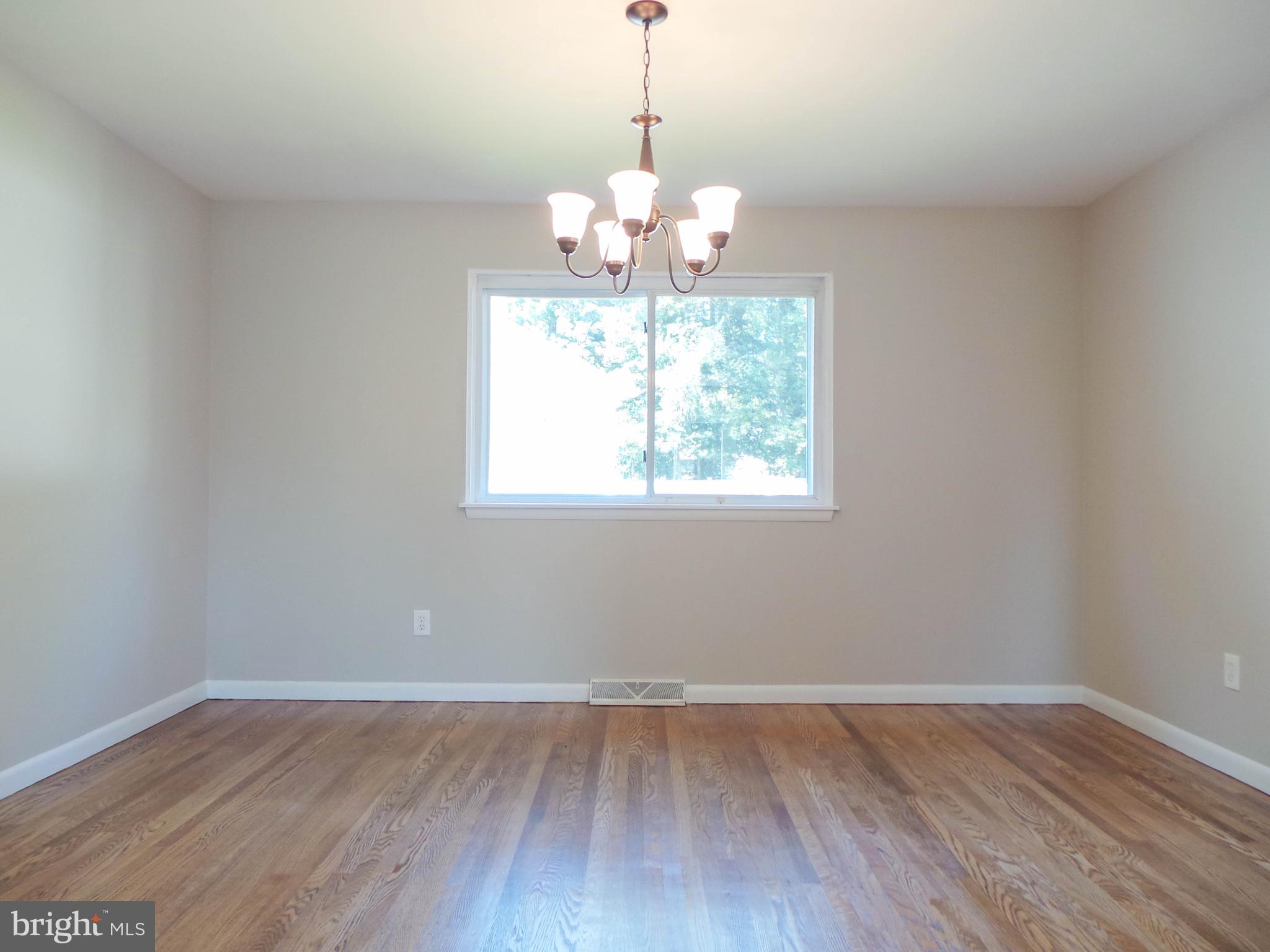 701 Regency Road Beverly, NJ 08010 - Photo 11 of 27