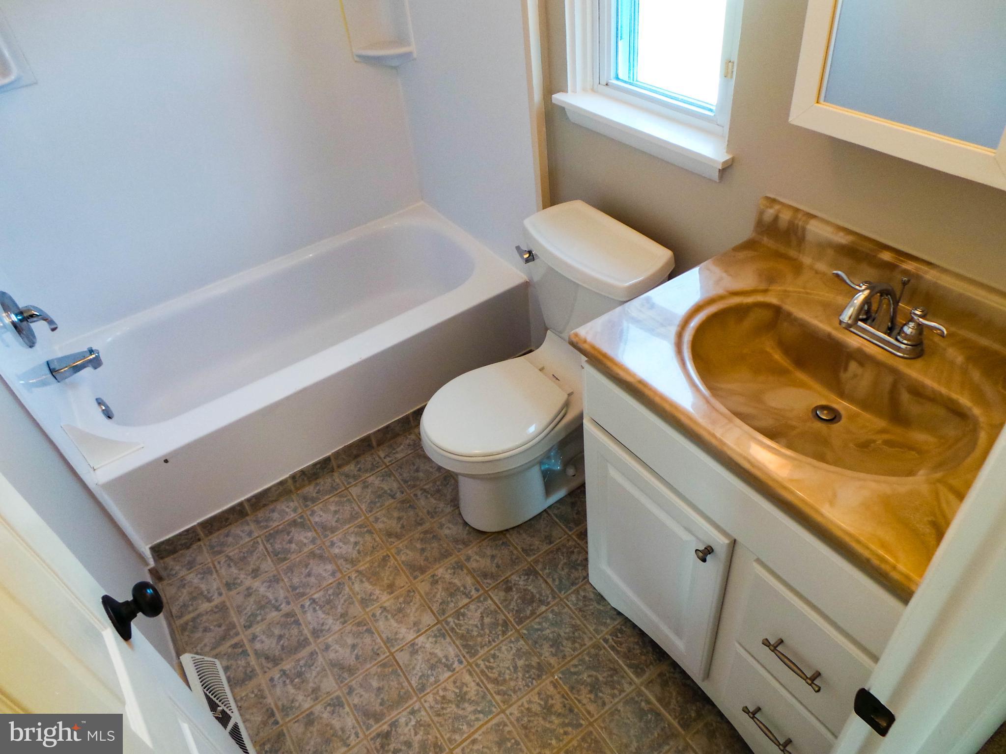 701 Regency Road Beverly, NJ 08010 - Photo 16 of 27
