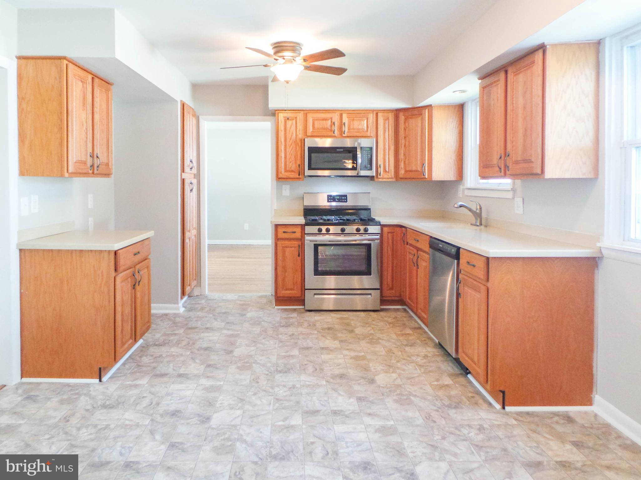 701 Regency Road Beverly, NJ 08010 - Photo 5 of 27