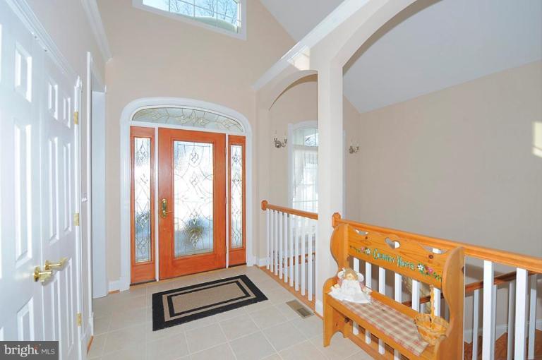2320 Bollinger Mill Road Finksburg, MD 21048 - Photo 7 of 18 Entrance / Foyer