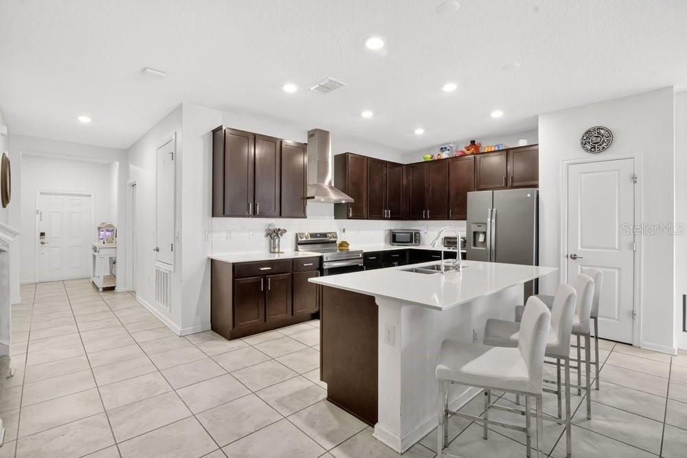 2068 Live Oak Ridge Road Kissimmee, FL 34746 - Photo 4 of 50