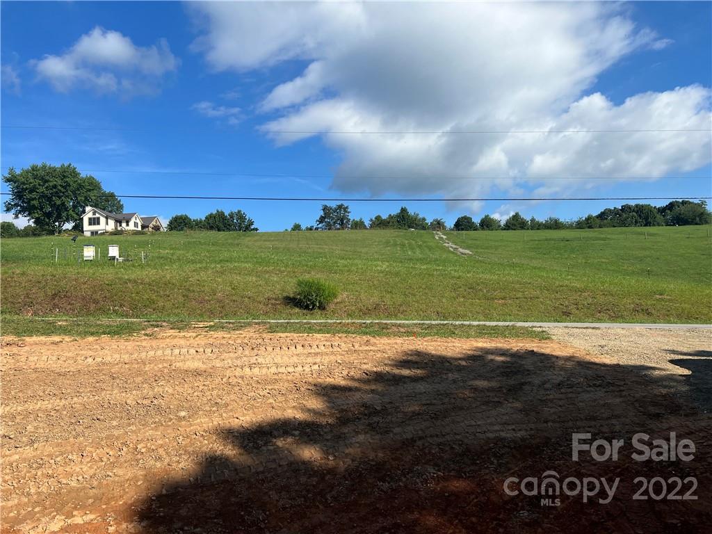 108 Bennett Road Candler, NC 28715 - Photo 3 of 6 Gallery Image 3