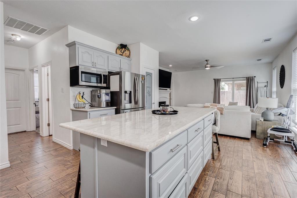 10844 Hawks Landing Road Fort Worth, TX 76052 - Photo 2 of 19